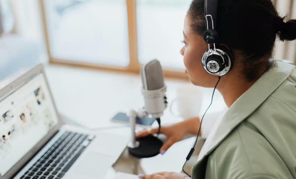 10 Ways Podcast Hosting Sites Can Transform Your Creative Career
