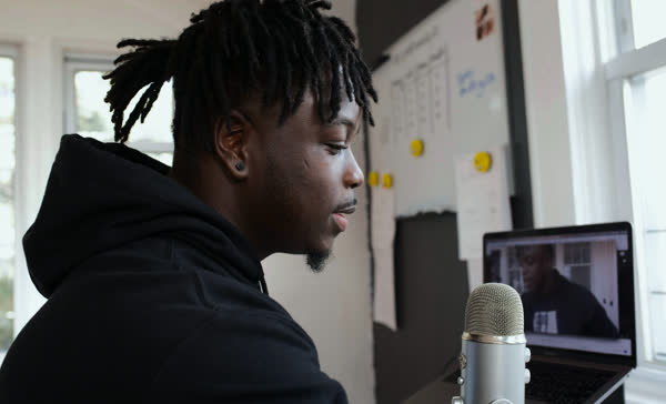 Disctopia vs. Other Podcast Hosting Platforms: A Deep Dive