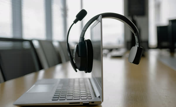 How to Use Podcast Hosting Analytics to Grow Your Brand