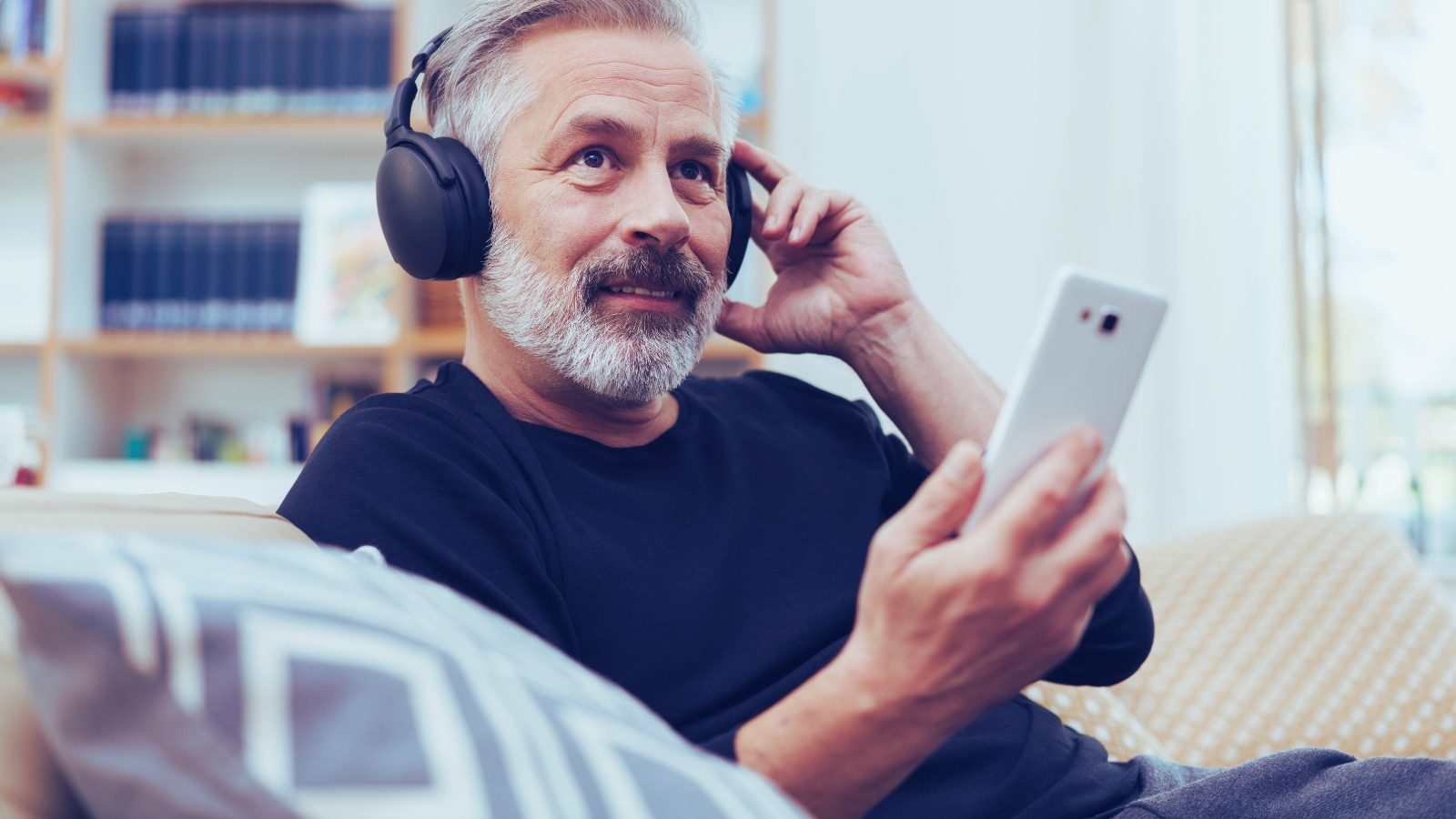 Apple Music Alternatives for Indie Listeners and Artists in 2026
