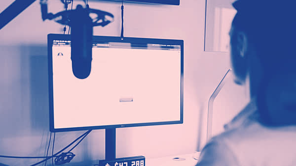 How Do Podcasts Make Money and How Long It Takes