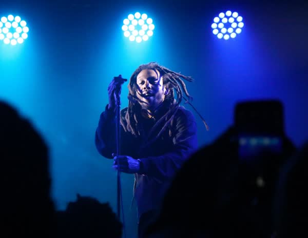 Take This Route to Grab a Chance at Being an Opening Act for a Major Artist