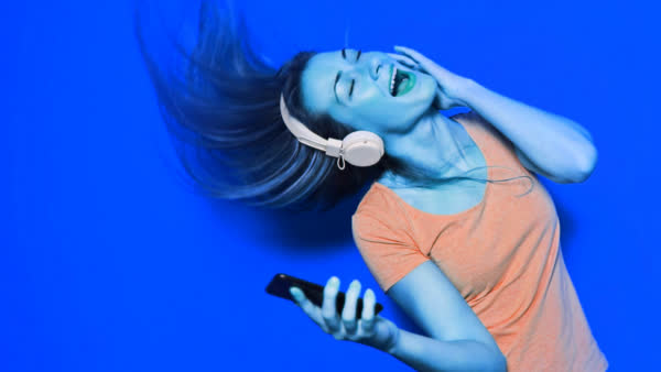 The Benefits of Listening to New Indie Music
