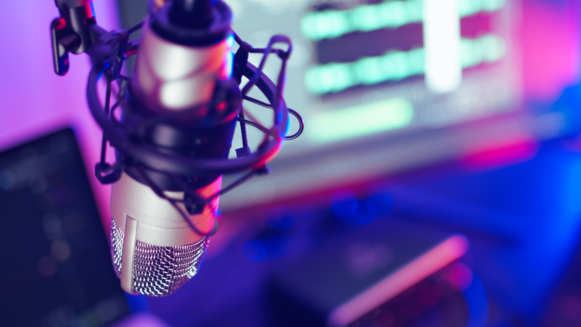The Best Ways to Monetize Your Podcast in 2026