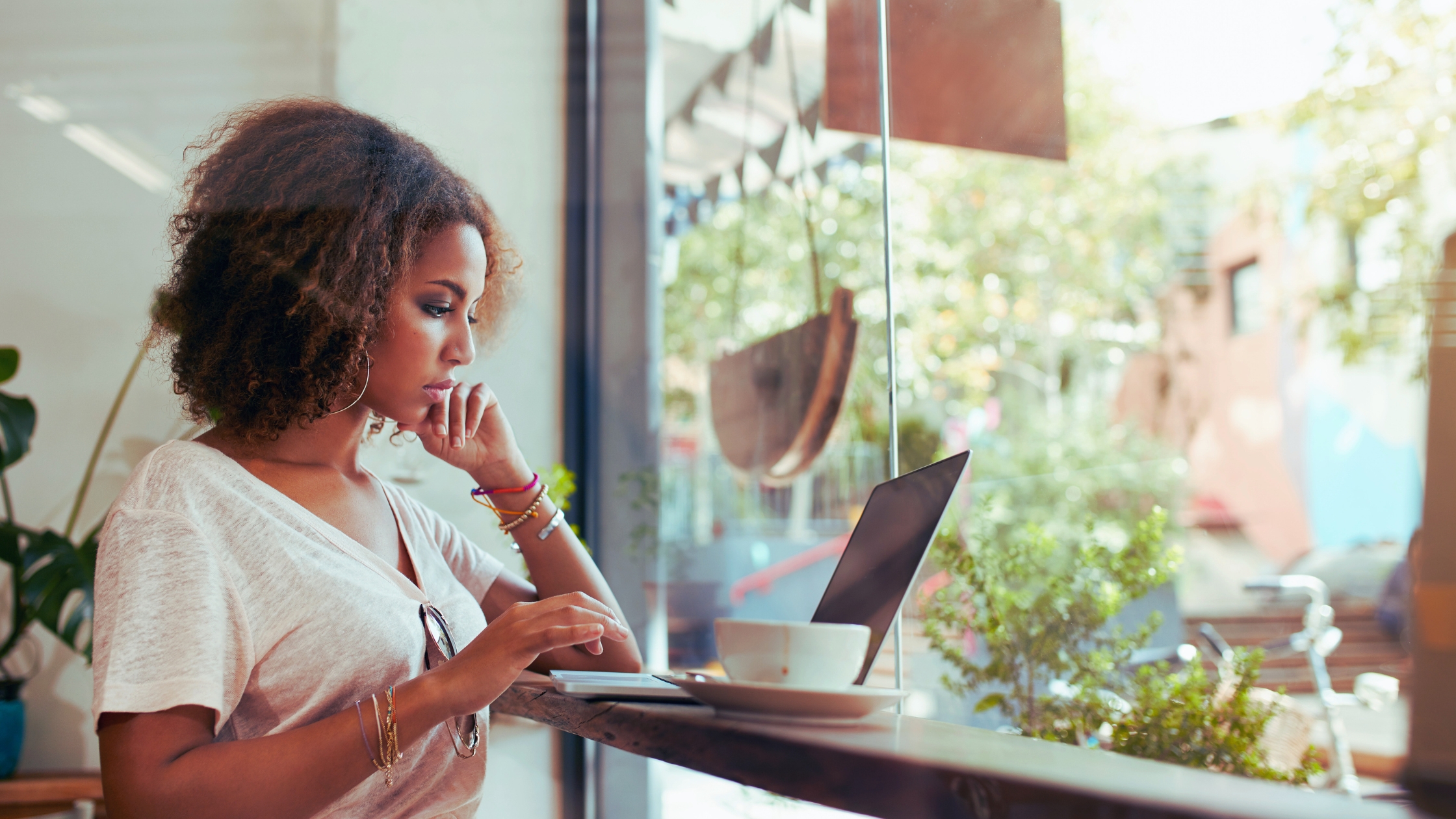 The Ultimate Guide to Choosing the Best Podcast Hosting Platform