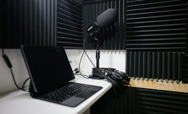 Top Tips for Creatives Using the Most Popular Podcast Platforms