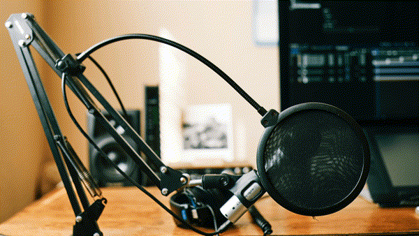 Why Your Company Should Start a Branded Podcast in 2022